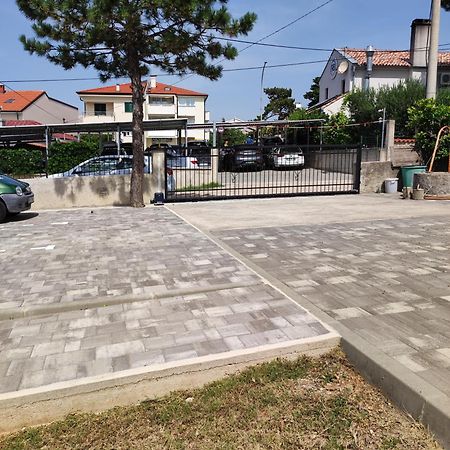 Apartments Krstulja Baška Zewnętrze zdjęcie
