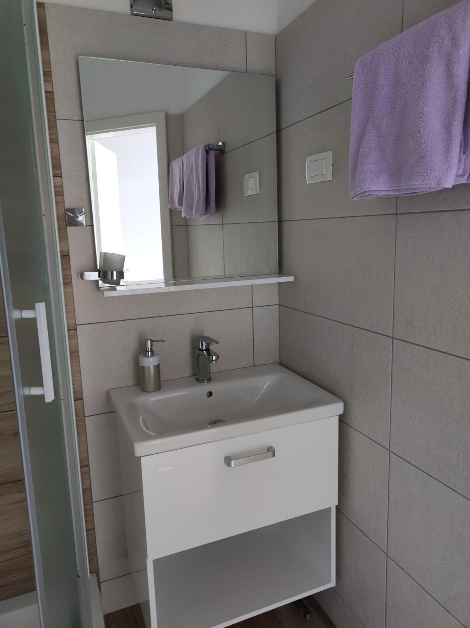 Apartments Krstulja Baška Pokój zdjęcie